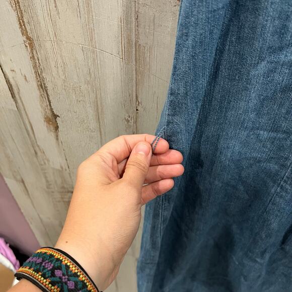 Talbots Denim Dress Womens 10 Blue Sleeveless Knee Length Classic Chambray - Picture 6 of 7